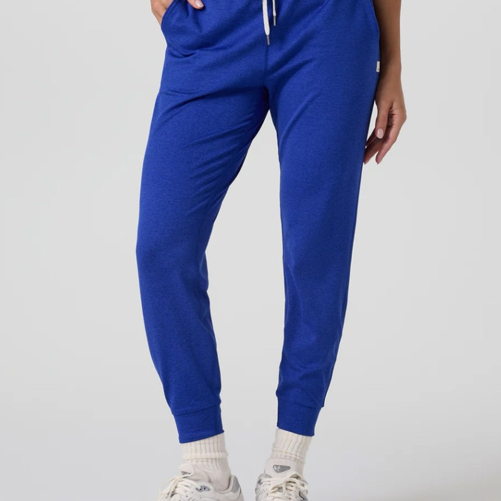 Vuori Women’s Performance Joggers - Cobalt Blue